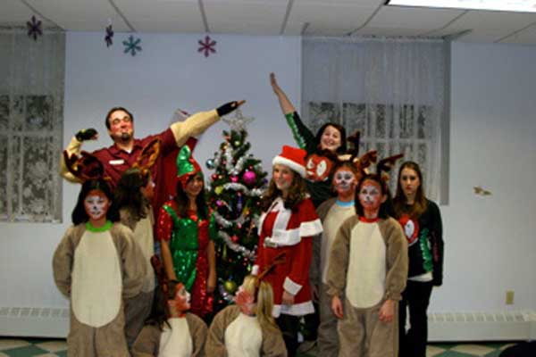 11_ReindeerAndFriends-4