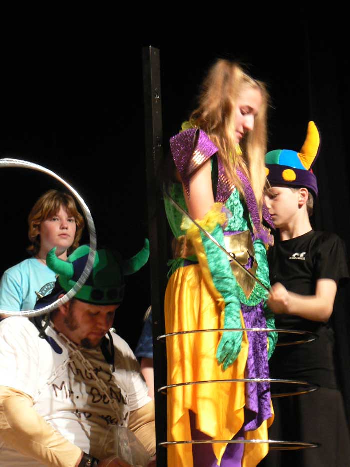10_1571_HolidayShow-11