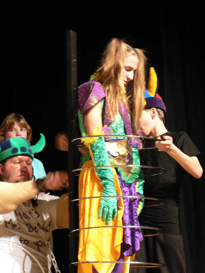 10_1571_HolidayShow-12