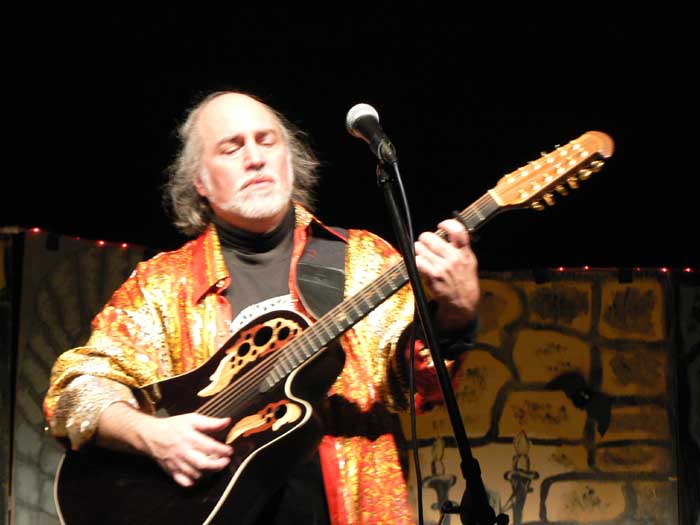 10_1571_HolidayShow-26
