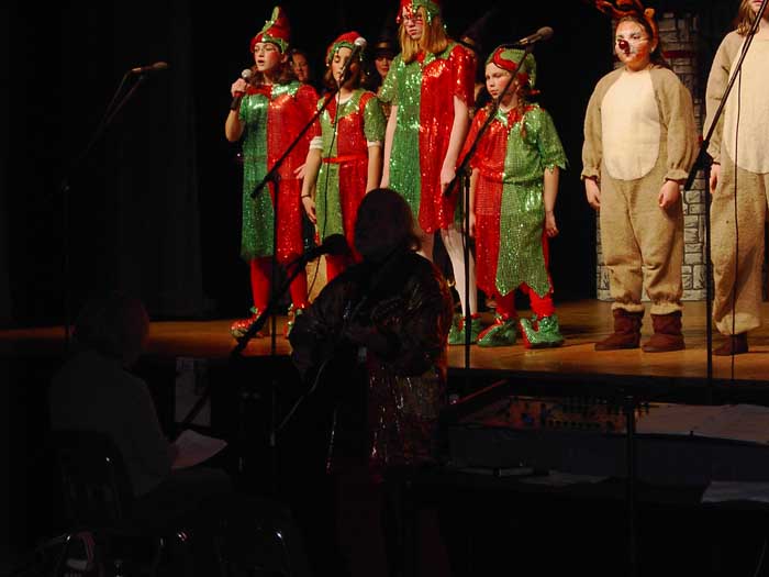 11_HolidayShow-06