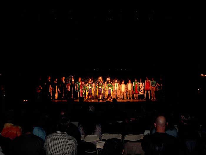 11_HolidayShow-07